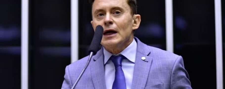 Deputado Fábio Teruel, do MDB, usa emenda Pix de R$ 2,2 milhões para recapeamento de ruas em condomínio onde mora
